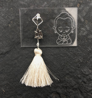 BROKEN- Earrings 6.5