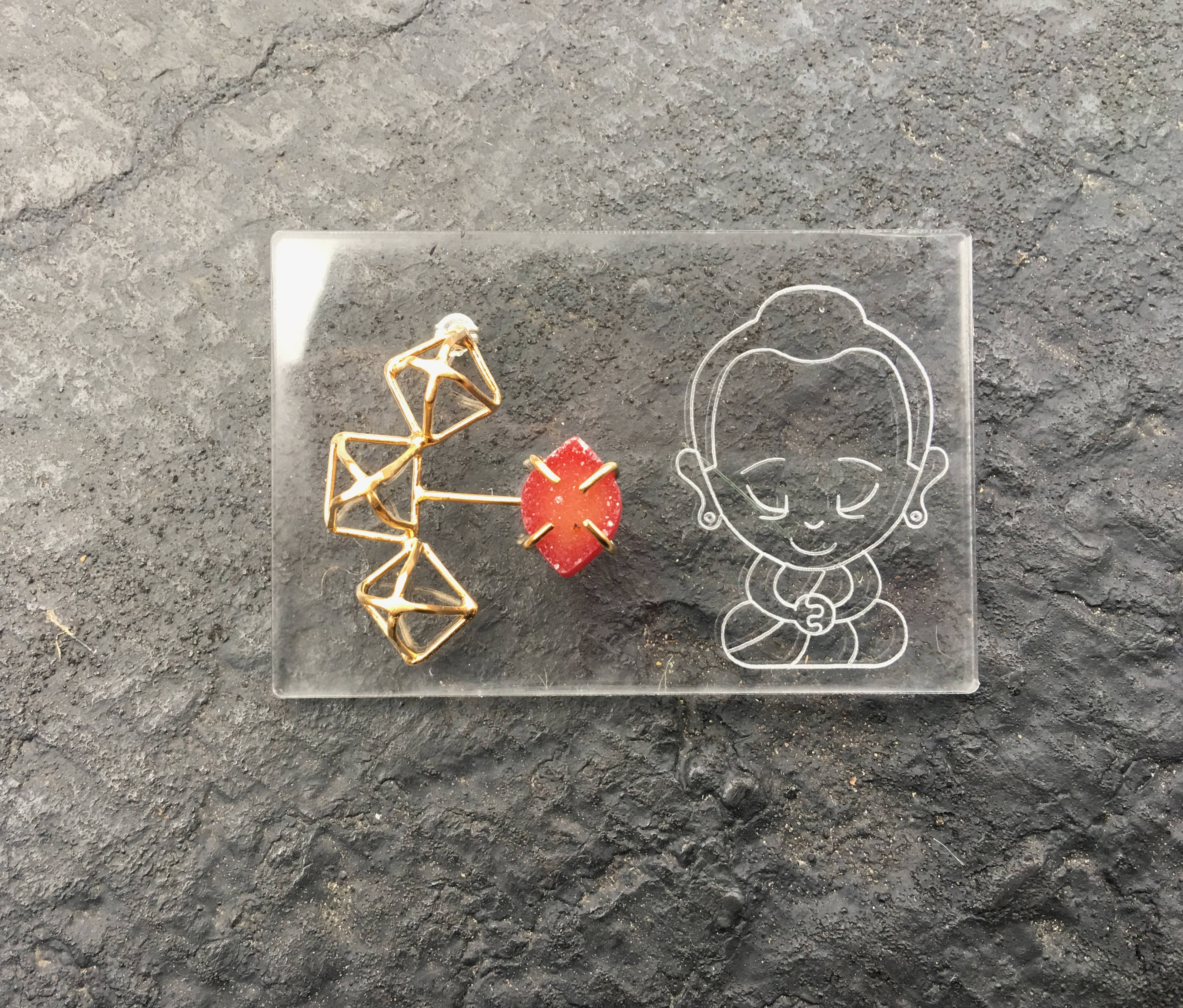 BROKEN- Earrings 4.5