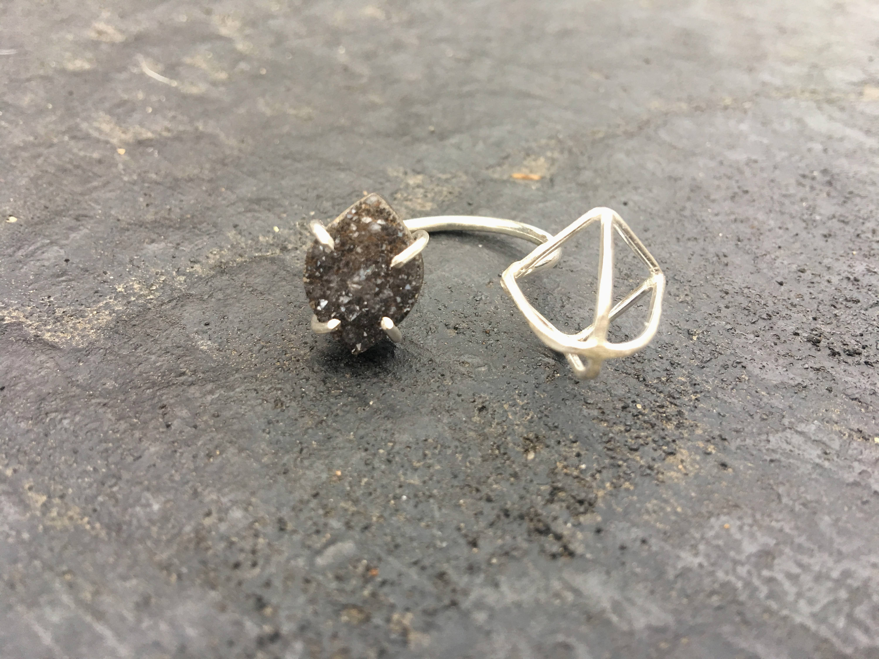 BROKEN- Ring 2