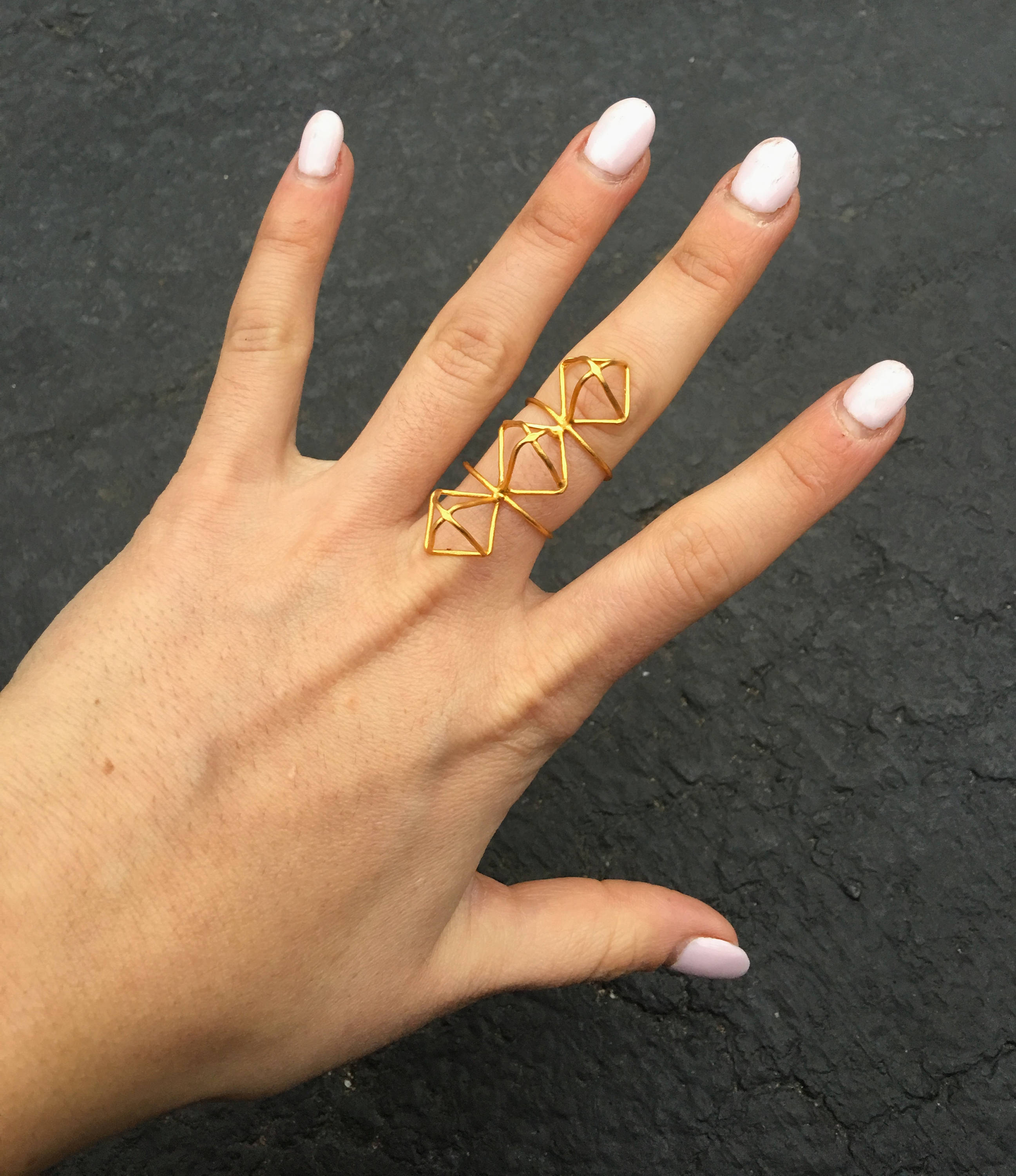 BROKEN- Ring 3