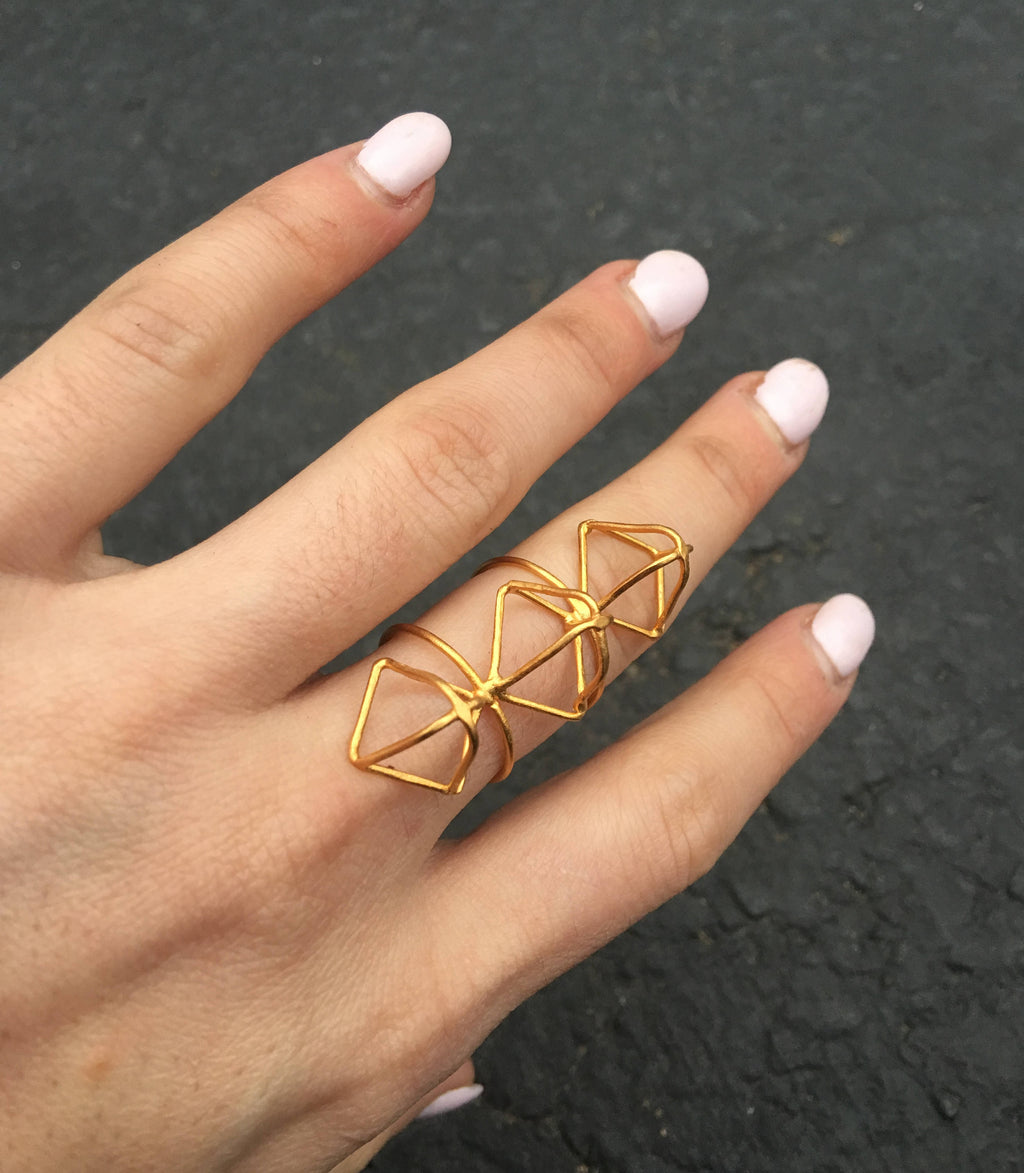 BROKEN- Ring 3